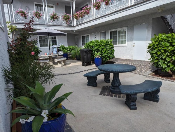 Ocean Park Inn image 9